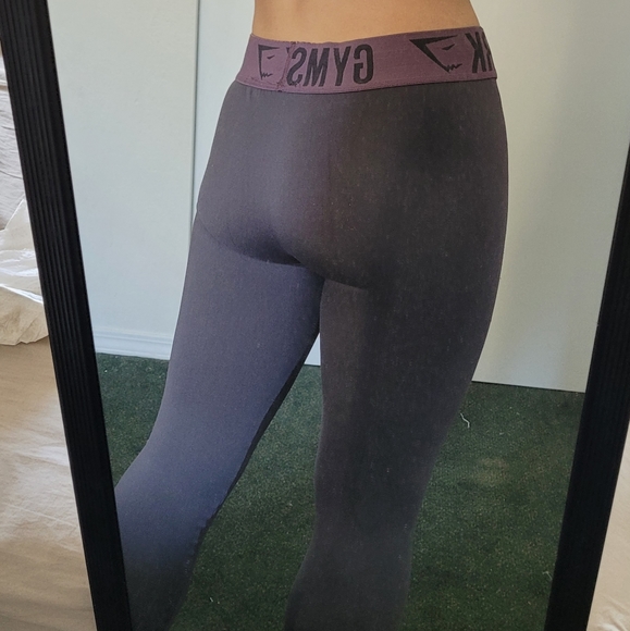 GYMSHARK LEGGINGS - Picture 2 of 2